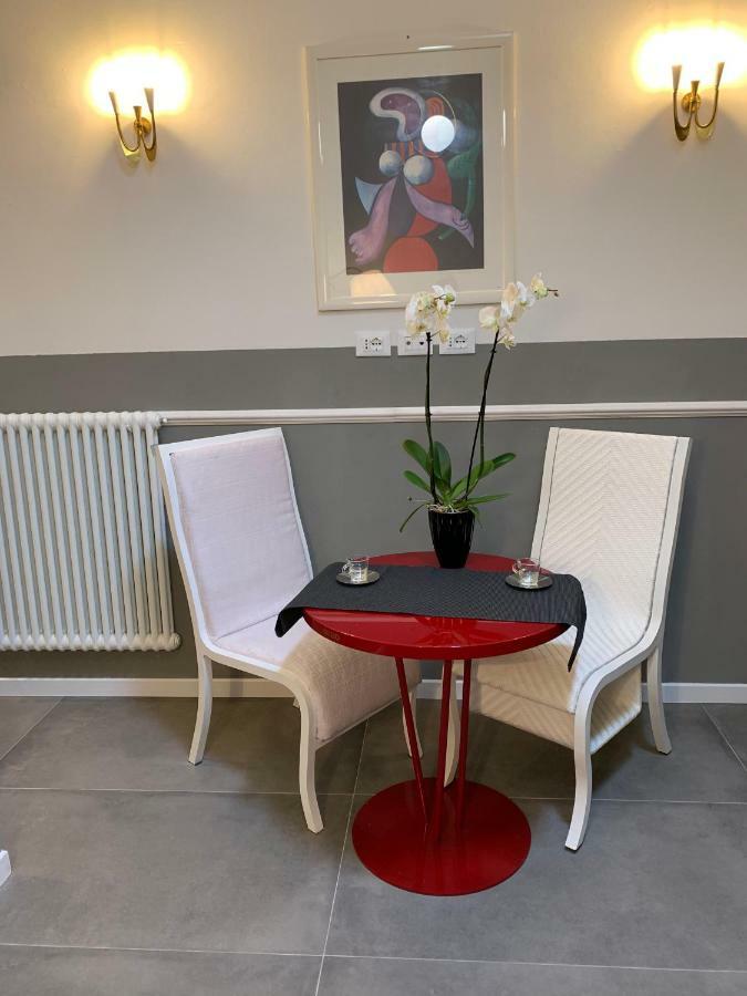 L'8Boutique Via Piella Lejlighed Bologna Eksteriør billede